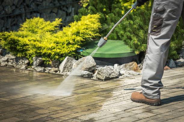 Best Sign and Awning Cleaning  in Ellwood City, PA