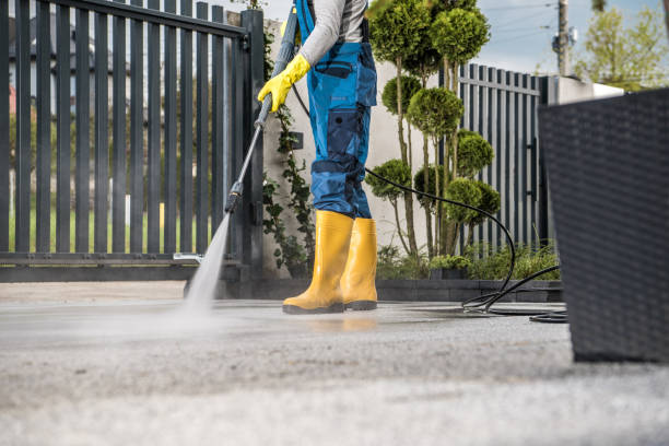 Best Parking Lot and Garage Cleaning  in Ellwood City, PA